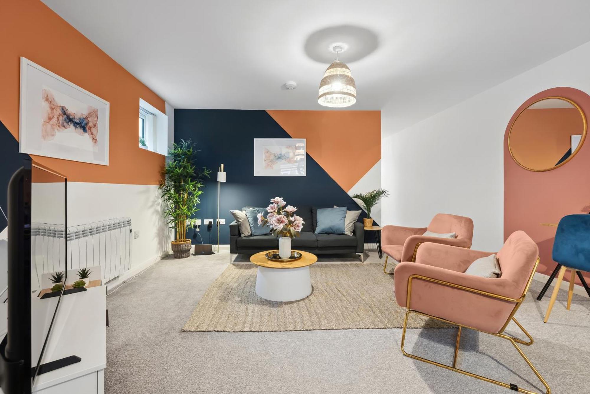 Corinium Lodge - Town Centre Apartment Cirencester Buitenkant foto
