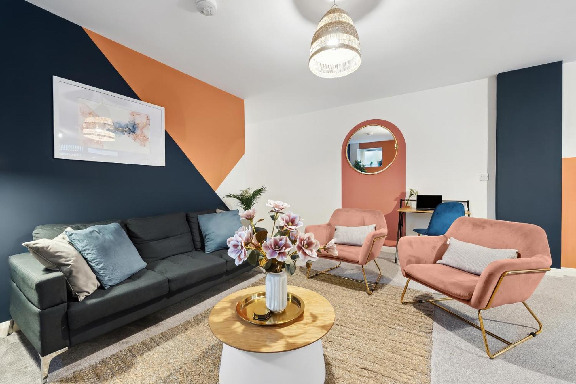Corinium Lodge - Town Centre Apartment Cirencester Buitenkant foto